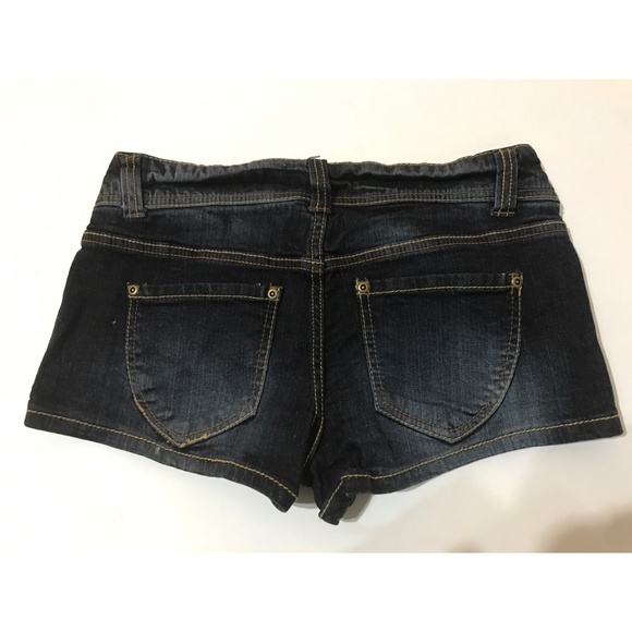 2.1 DENIM | NWOT - Distressed Shorts -- 27 - Picture 2 of 6